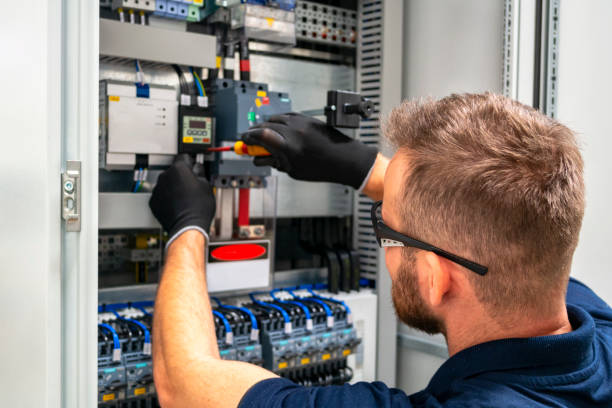 Best Electrical Contractors for Businesses  in Racine, WI